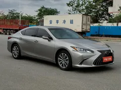 2021 Lexus ES 200 Excellence — фото 3