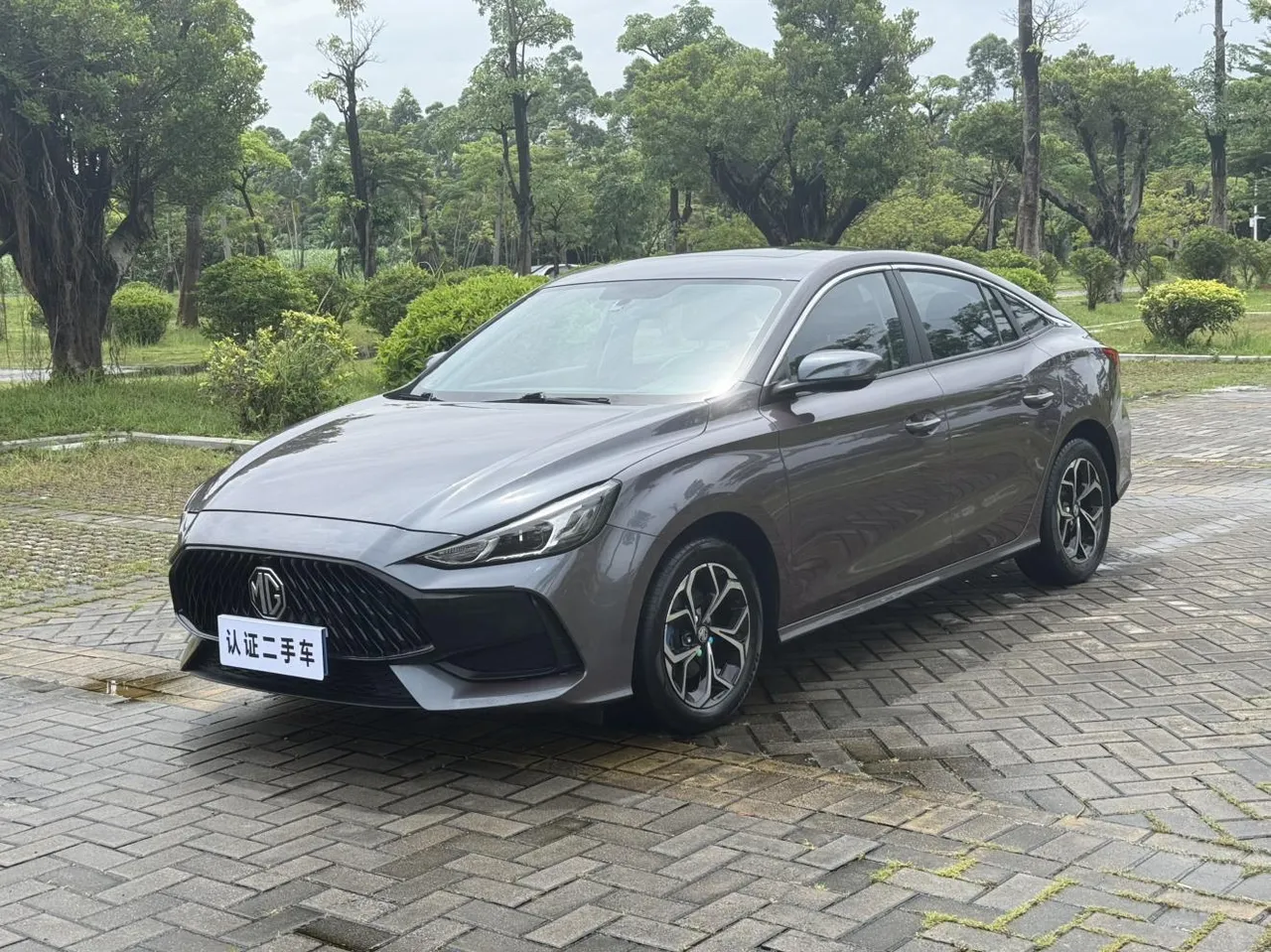 2022 MG MG5 180DVVT CVT Luxury