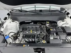 2021 Kia Seltos 1.5L CVT Trend, белый — фото 7
