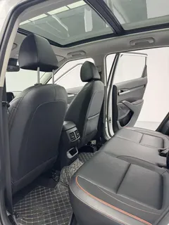 2023 Kia Seltos 1.5L IVT Luxury, белый — фото 10