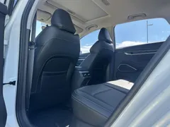 2022 Geely Emgrand 4th Gen 1.5L CVT Premium, белый — фото 5