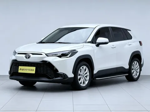 2022 Toyota Frontlander 2.0L CVT Elite