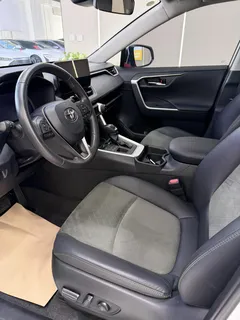 2023 Toyota RAV4 2.0L CVT 4WD Adventure Plus, белый — фото 8