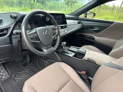 2021 Lexus ES 200 Excellence, чёрный — фото 10