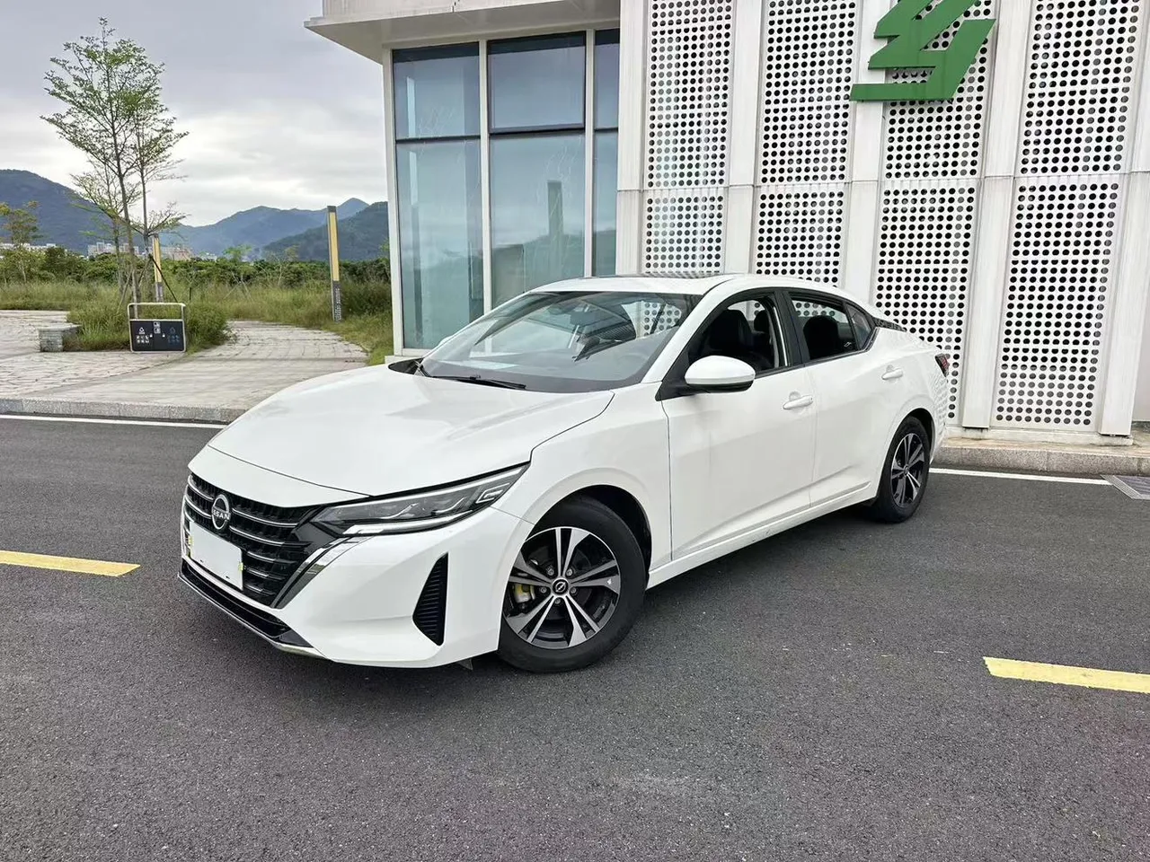 2023 Nissan Sylphy 1.6L CVT Enjoy