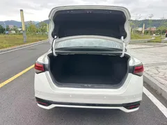 2023 Nissan Sylphy 1.6L CVT Enjoy, белый — фото 17