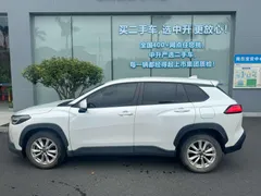 2022 Toyota Corolla Cross 2.0L Pioneer, белый — фото 3