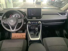 2022 Toyota RAV4 2.0L CVT 2WD Fashion, белый — фото 7