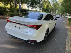 2022 Toyota Avalon 2.0L Luxury, белый — фото 5