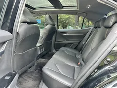 2021 Toyota Camry 2.5G Luxury, чёрный — фото 10