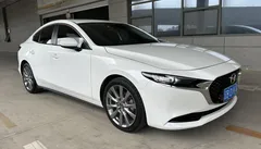 2023 Mazda Mazda3 2.0L AT, белый — фото 3