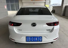2023 Mazda Mazda3 2.0L AT, белый — фото 6
