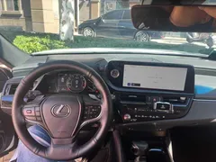 2022 Lexus ES 200 Excellence, белый — фото 2