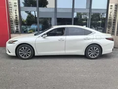 2022 Lexus ES 200 Excellence, белый — фото 12
