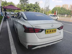 2021 Nissan Teana 2.0L XL Comfort, белый — фото 7