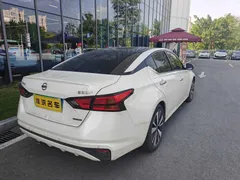 2021 Nissan Teana 2.0L XL Comfort, белый — фото 9