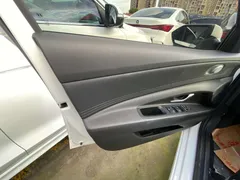 2023 Hyundai Elantra 1.5L CVT LUX Premium, белый — фото 7