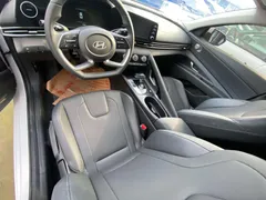 2023 Hyundai Elantra 1.5L CVT LUX Premium, белый — фото 14