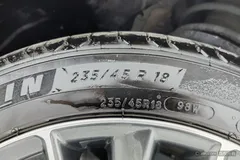 2023 Toyota Camry 2.5G Luxury, чёрный — фото 9