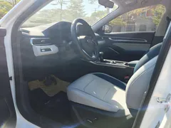 2022 Geely Emgrand 4th Gen 1.5L CVT Flagship, белый — фото 4