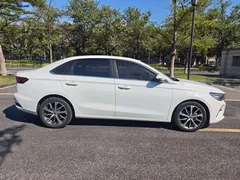 2022 Geely Emgrand 4th Gen 1.5L CVT Flagship, белый — фото 11