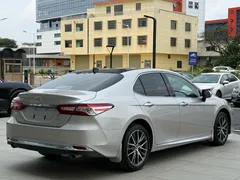 2023 Toyota Camry 2.5G Luxury — фото 9