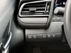 2023 Toyota Camry 2.5G Luxury — фото 18