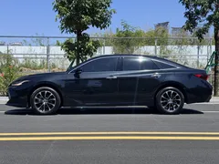 2022 Toyota Avalon 2.0L Luxury, чёрный — фото 5