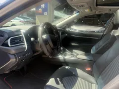 2022 Toyota Camry 2.5S Knight, белый — фото 9