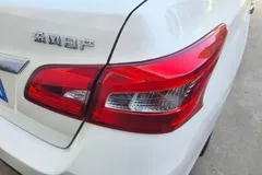 2022 Nissan Sylphy Classic 1.6 XE CVT Comfort, белый — фото 8