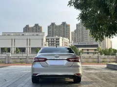 2021 Toyota Camry 2.5G Luxury — фото 9