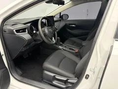 2021 Toyota Corolla 1.5L CVT Elite, белый — фото 4
