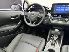 2021 Toyota Corolla 1.5L CVT Elite, белый — фото 8
