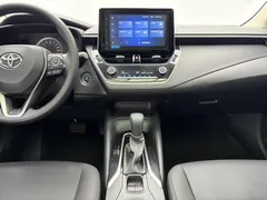 2021 Toyota Corolla 1.5L CVT Elite, белый — фото 9