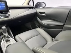 2021 Toyota Corolla 1.5L CVT Elite, белый — фото 10
