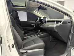 2021 Toyota Corolla 1.5L CVT Elite, белый — фото 15
