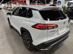 2023 Toyota Frontlander 2.0L CVT Luxury, белый — фото 7