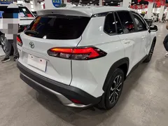 2023 Toyota Frontlander 2.0L CVT Luxury, белый — фото 9