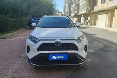 2023 Toyota RAV4 2.0L CVT 2WD, белый — фото 2