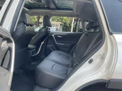 2023 Toyota Wildlander 2.0L 2WD Luxury Plus, белый — фото 9
