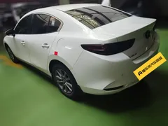2023 Mazda Mazda3 2.0L AT, белый — фото 4