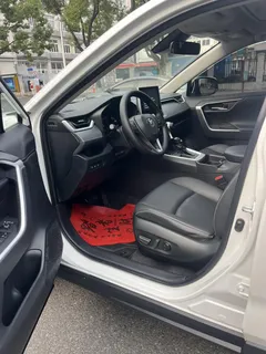 2022 Toyota RAV4 2.0L CVT 2WD Fashion Plus, белый — фото 7