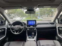 2022 Toyota RAV4 2.0L CVT 2WD Fashion Plus, белый — фото 10