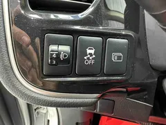 2021 Mitsubishi Outlander 2.0L 2WD 5, белый — фото 10