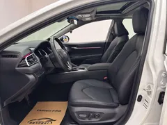 2021 Toyota Camry 2.0G Luxury, белый — фото 7