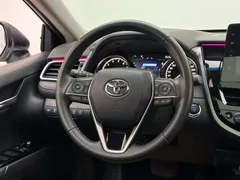 2021 Toyota Camry 2.0G Luxury, белый — фото 11