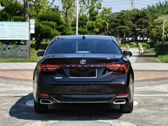2022 Toyota Avalon 2.0L Luxury, чёрный — фото 4