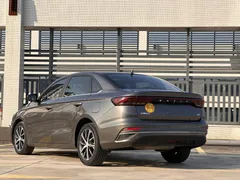 2022 Geely Emgrand 4th Gen 1.5L CVT Flagship — фото 8