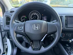 2022 Honda Vezel 1.5L CVT Pioneer, белый — фото 13