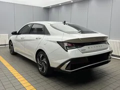 2023 Hyundai Elantra 1.5L CVT GLX Elite, белый — фото 4
